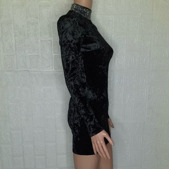 NWT Forever 21 Black Velvet Stud Detail High Neck Long Sleeve Bodycon Mini Dress - Picture 12 of 13